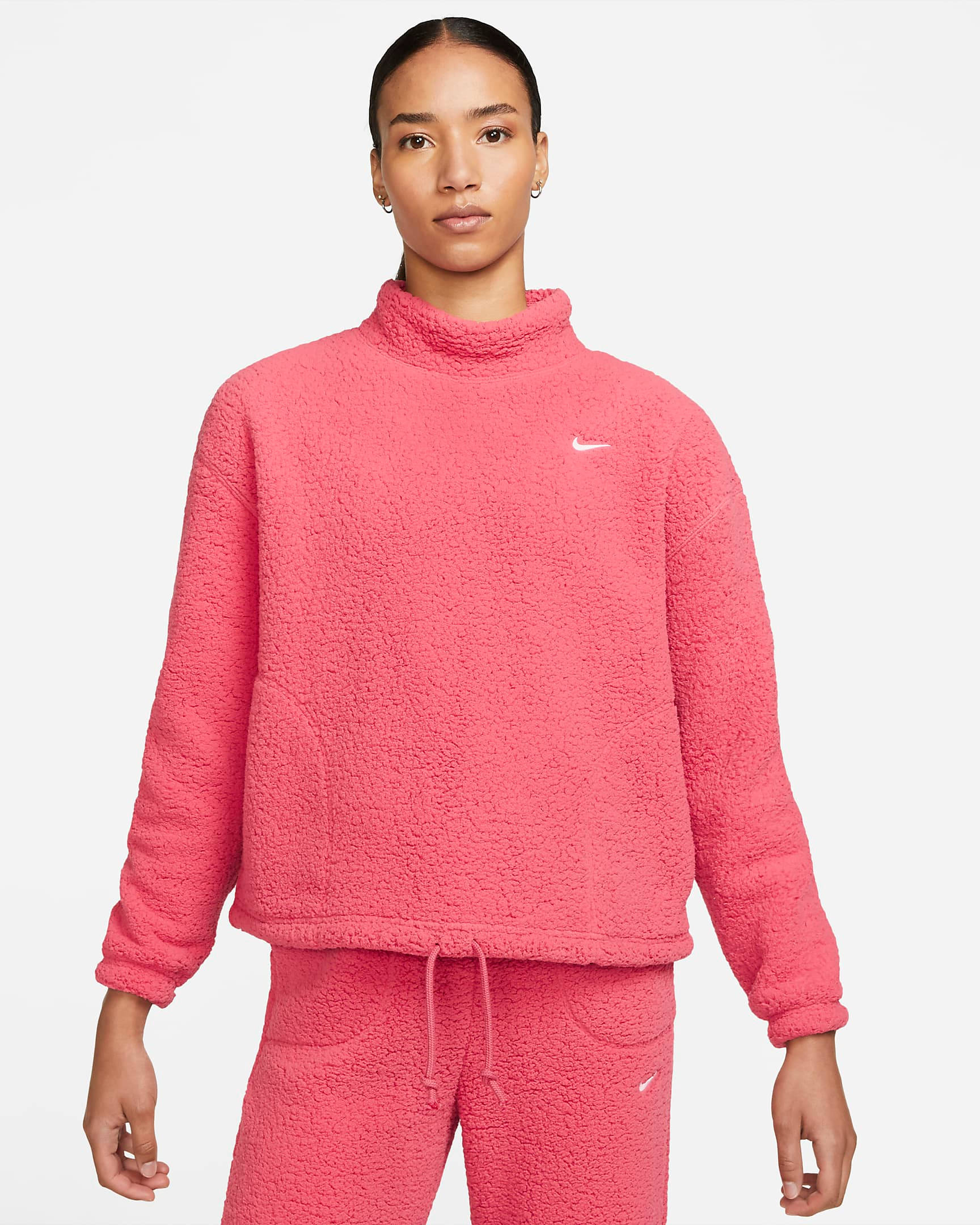 nike therma training sweatshirt