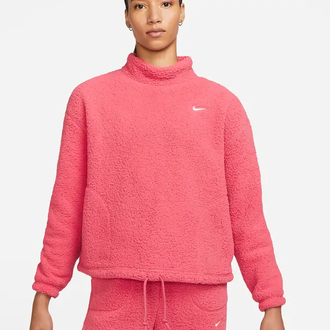 Nike therma fleece logo training sweatshirt best sale