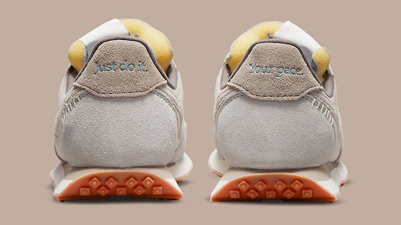 Nike Waffle Trainer 2 Light Grey Cream