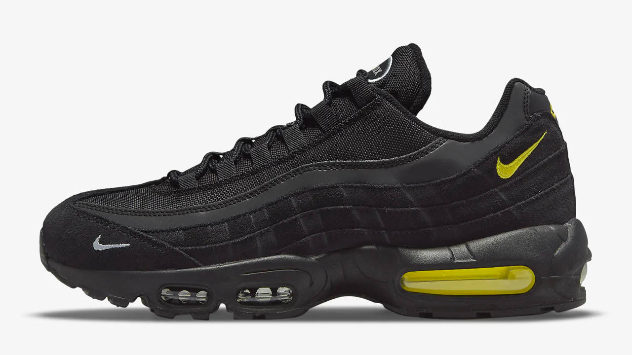 Shop This Season's Hottest Nike Sneakers Right Here!