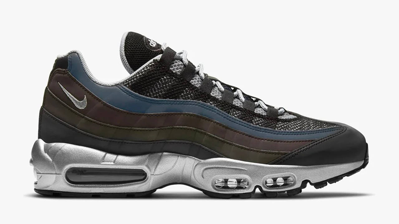 Now's Your Chance to Take Up to 70% Off at Sneakersnstuff's Crazy Sale!