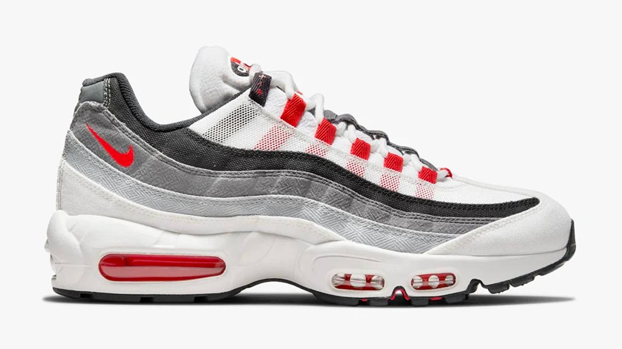 Now's Your Chance to Take Up to 70% Off at Sneakersnstuff's Crazy Sale!