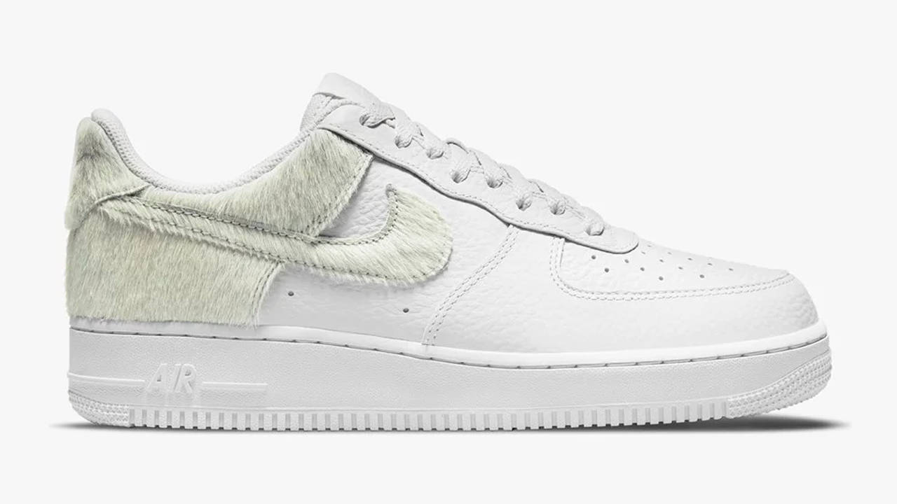 Now's Your Chance to Take Up to 70% Off at Sneakersnstuff's Crazy Sale!