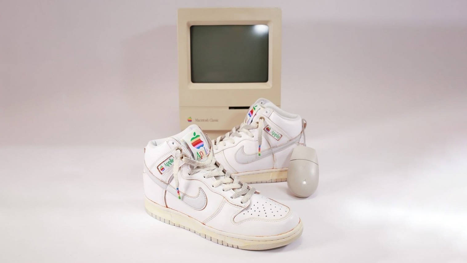 TDFU x Foxtrot x Nike Dunk High Vintage Apple Shoes