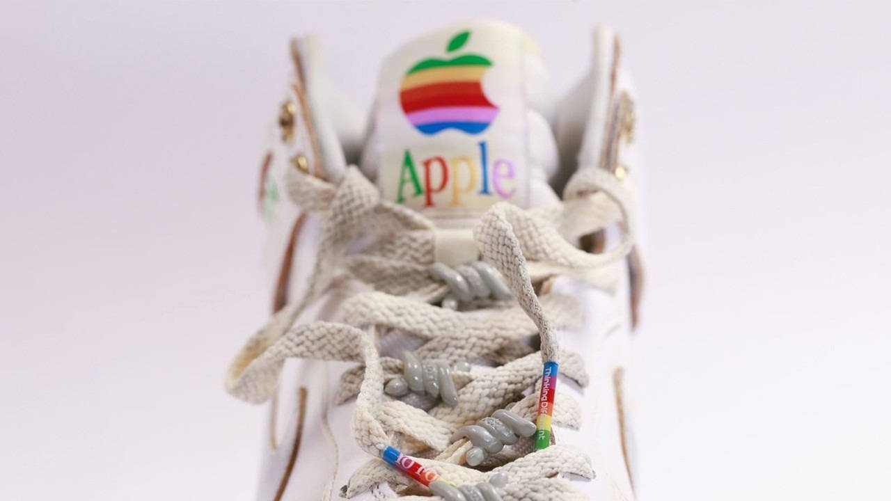 TDFU x Foxtrot x Nike Dunk High Vintage Apple Shoes