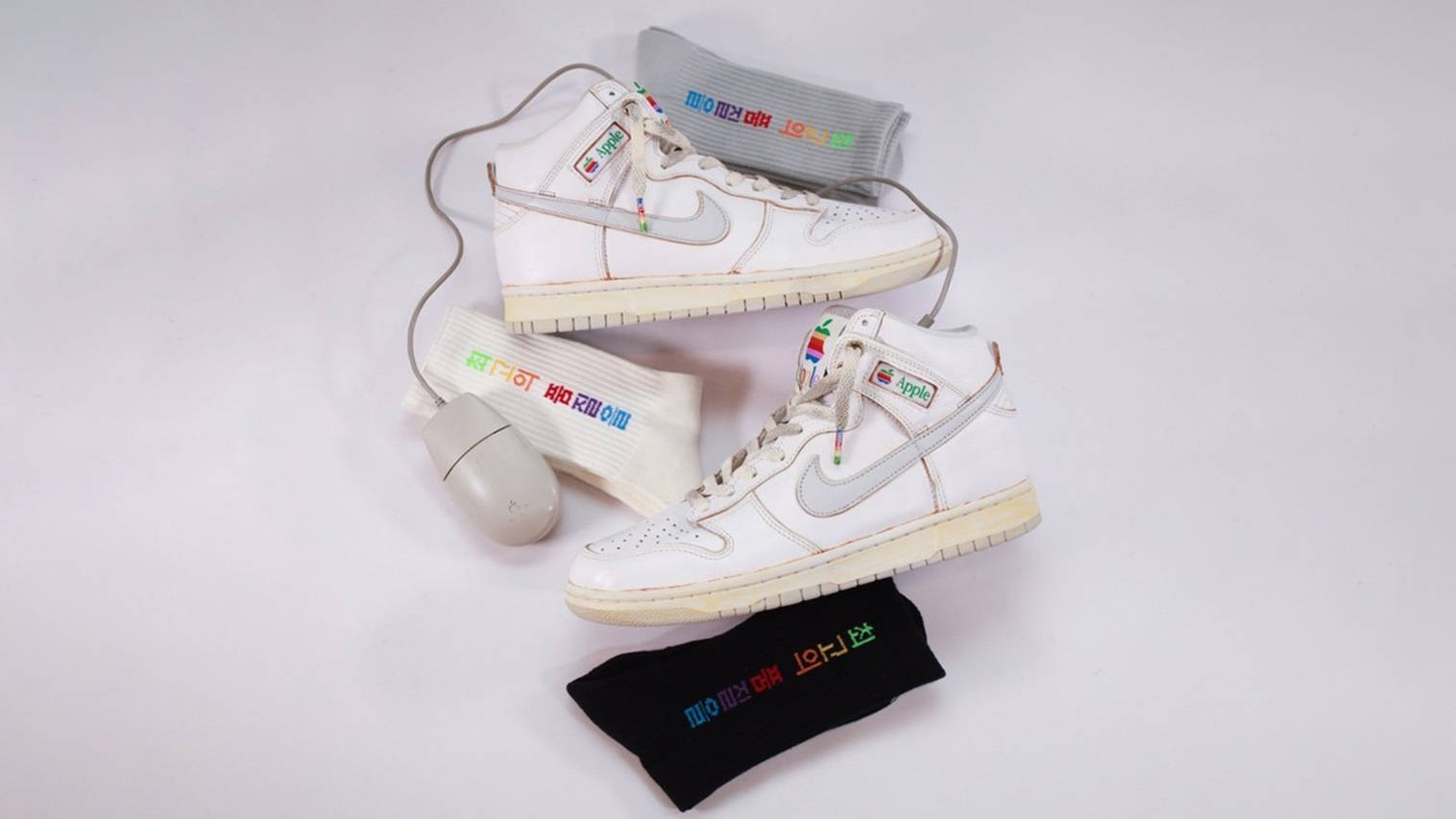 TDFU x Foxtrot x Nike Dunk High Vintage Apple Shoes