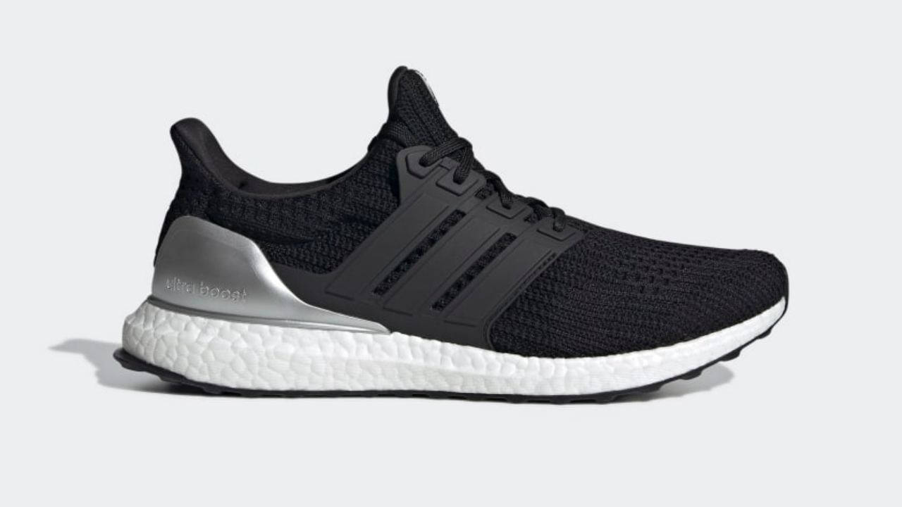 Ultraboost_4.0_DNA_Shoes_Black_FZ4008_01_standard