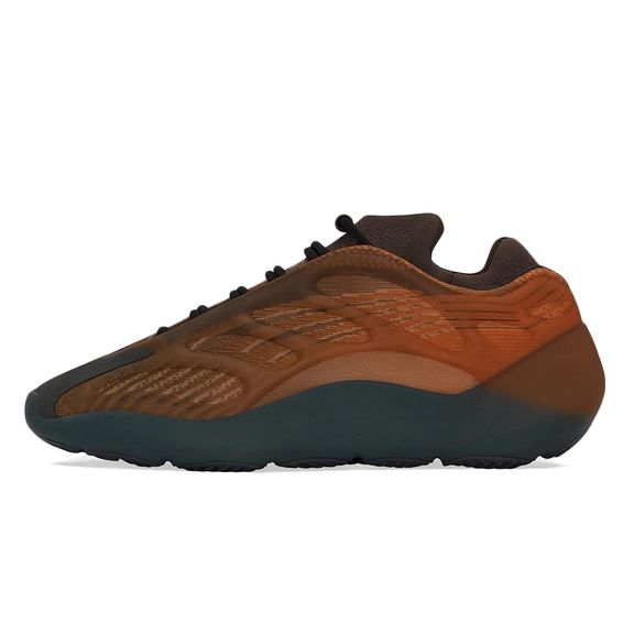 Yeezy 700 V3 Copper Fade GY4109