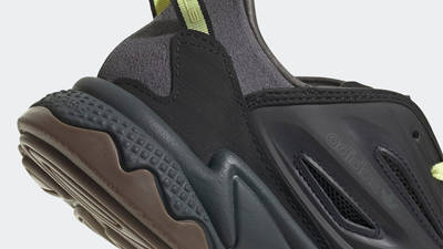 adidas Ozweego Celox Black Pulse Yellow Closeup