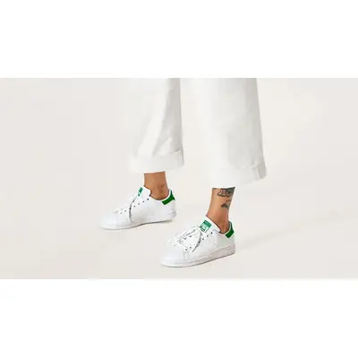 adidas Stan Smith White Collegiate Green FX5522 on foot