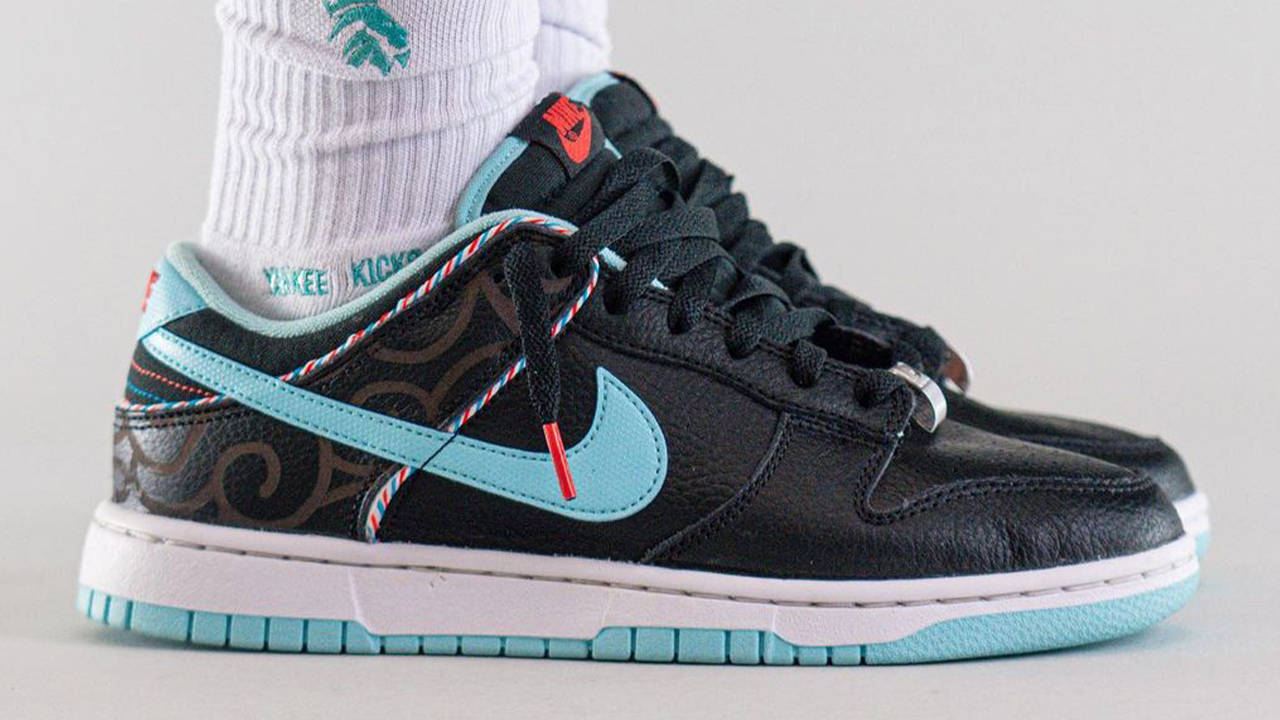 Nike Dunk Low "Barber Shop"