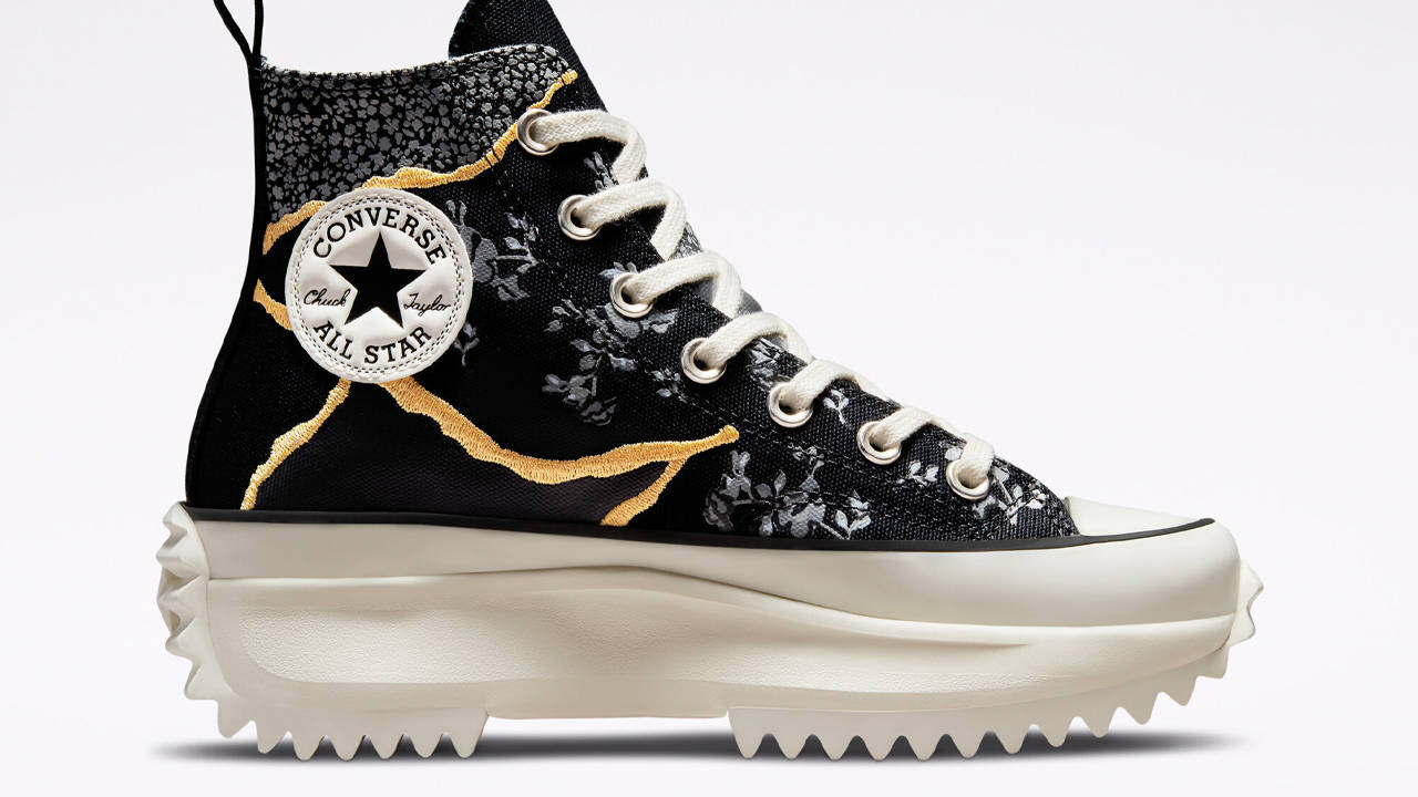 Take an Extra 20% Off These Converse Sale Favourites for Black Friday!