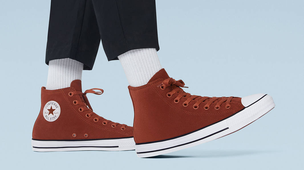 Converse Chuck Taylor Color Leather Hi Cedar Bark 171464C on foot