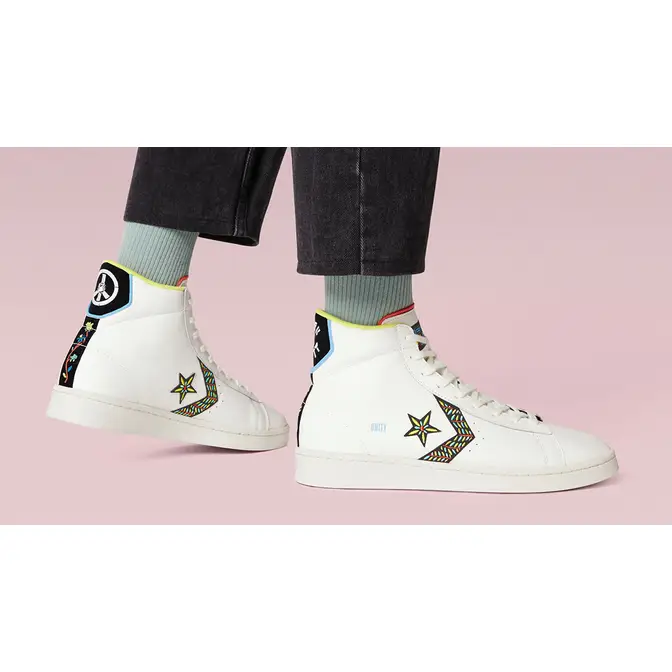 Converse Feng Chen Wang x Chuck 70 High 2-in-1 Quartz Pink 171837C & Unity Vintage White 172187C on foot