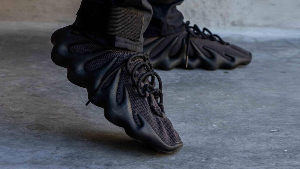 Image via yankeekicks Yeezy 450 "Dark Slate"