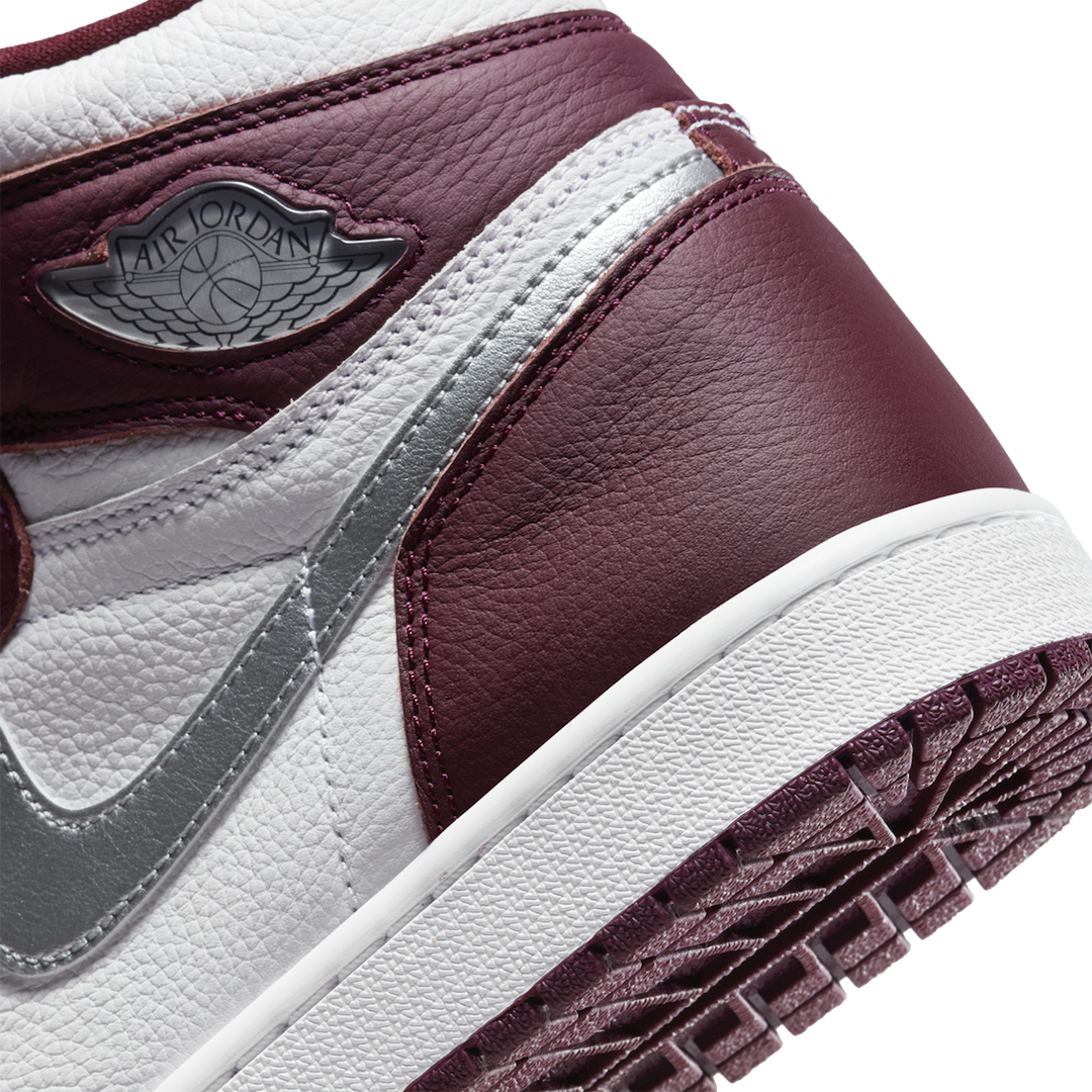 Air Jordan 1 High Retro “Bordeaux”