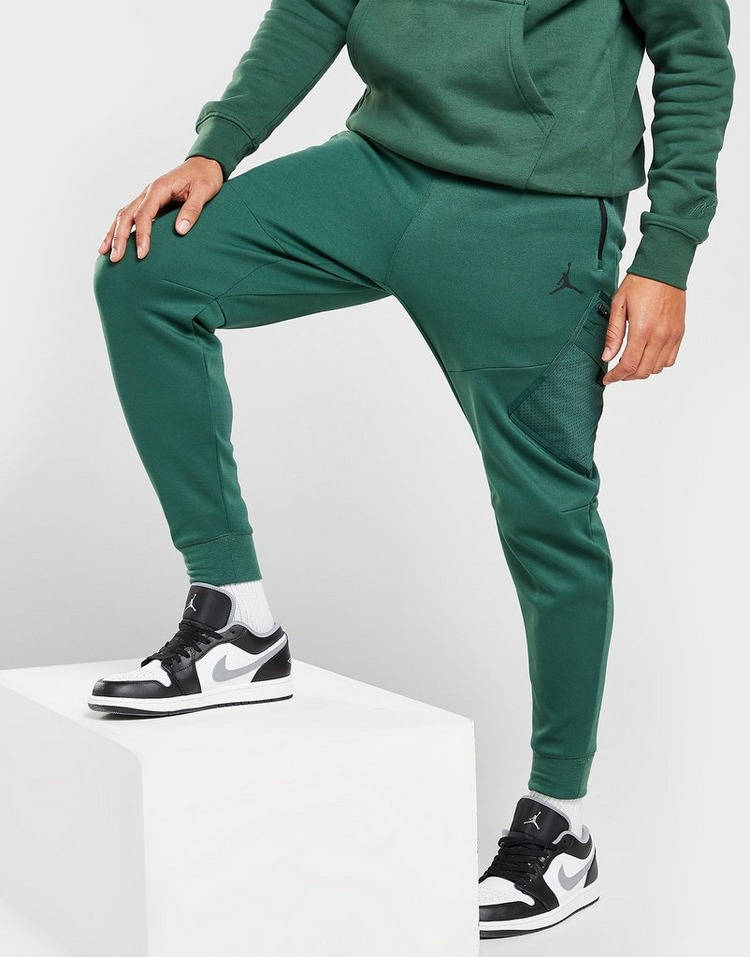 Nike Jordan Wordmark Fleece Pant – buy now at Asphaltgold Online Store!