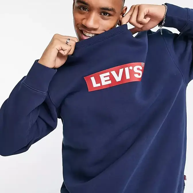 Levi's Boxtab Logo Sweatshirt Navy Detail