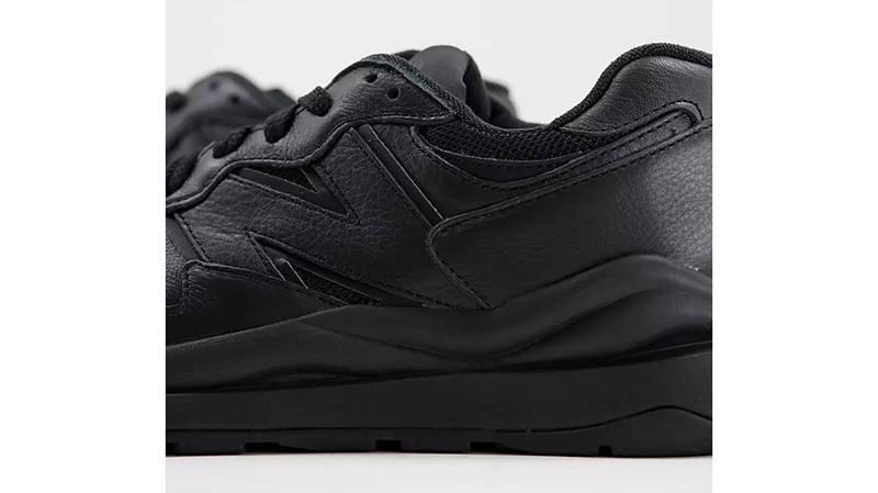 New Balance 5740 Black M5740LL Detail