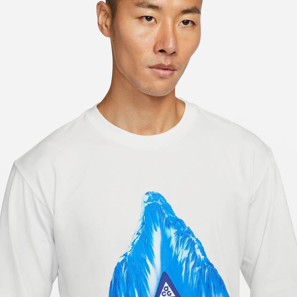 Nike ACG Ice Cave Long-Sleeve T-Shirt DJ5776-121 Detail