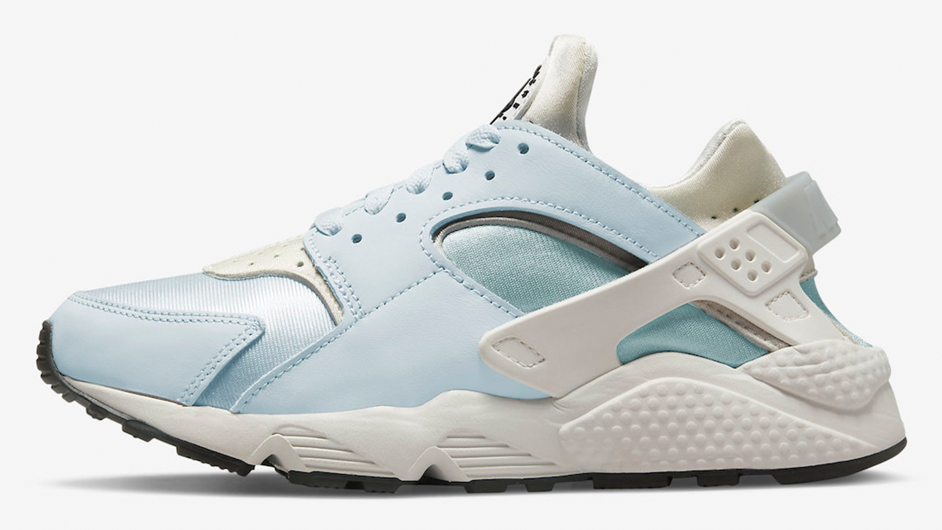 Nike Air Huarache Blue Bone Side