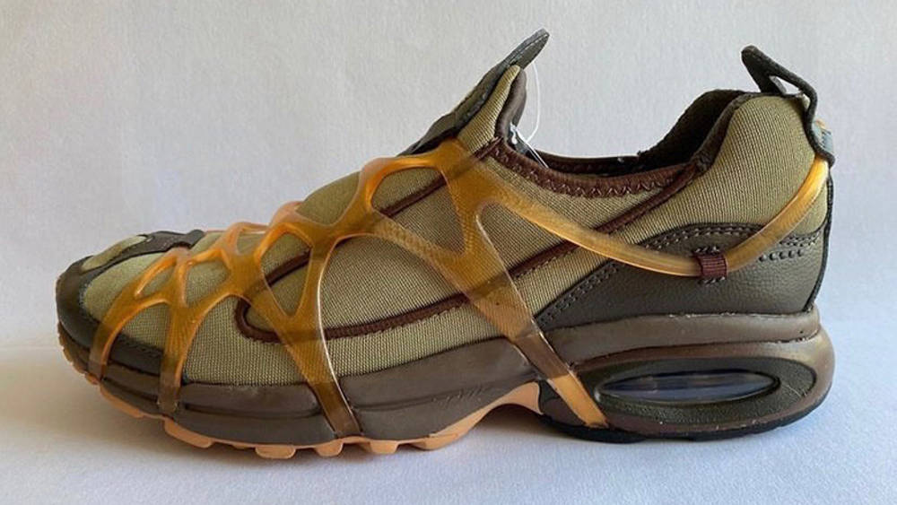 Image via chickenwop_ Nike Air Kukini