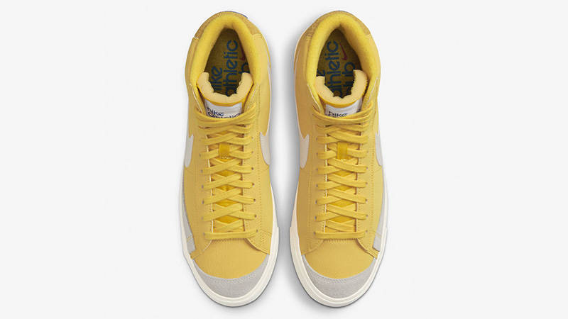 Nike Blazer Mid 77 Athletic Club Yellow DH7694-700 middle