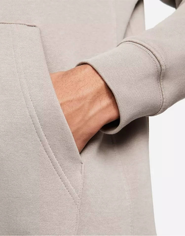 Nike Club Logo 1-4 Zip Sweatshirt Moon Fossil Detail