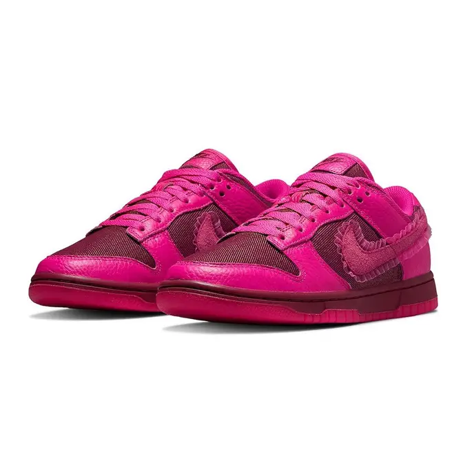 Nike dunk discount low valentine's day