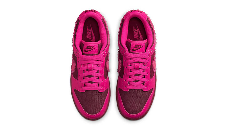 Nike Dunk Low Valentine’s Day Top