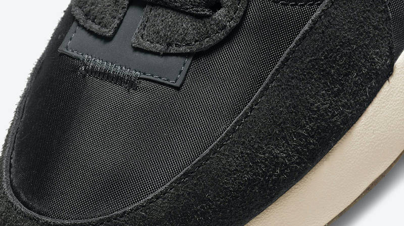 Nike Fontanka Waffle Black Volt