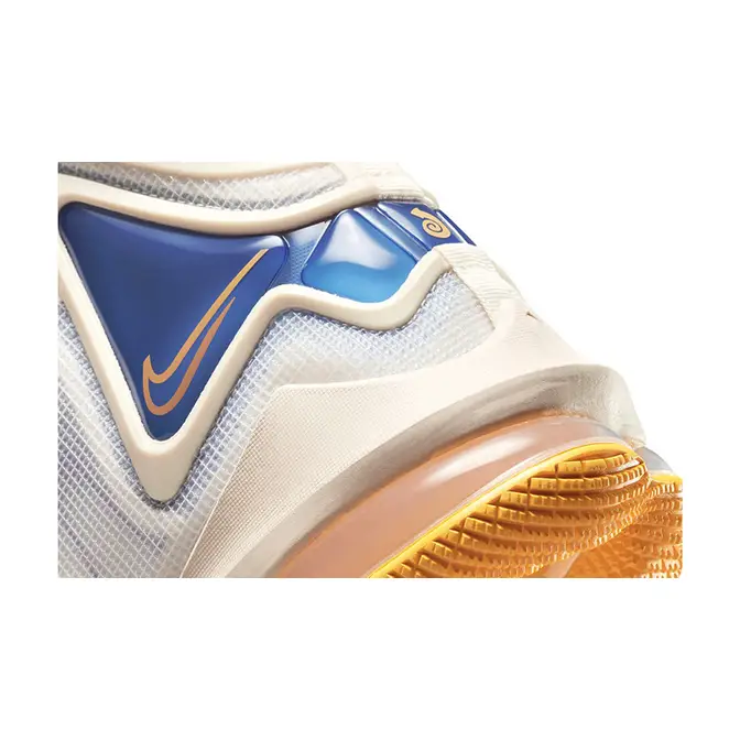 Nike LeBron 19 Pastel DC9341-200 heel