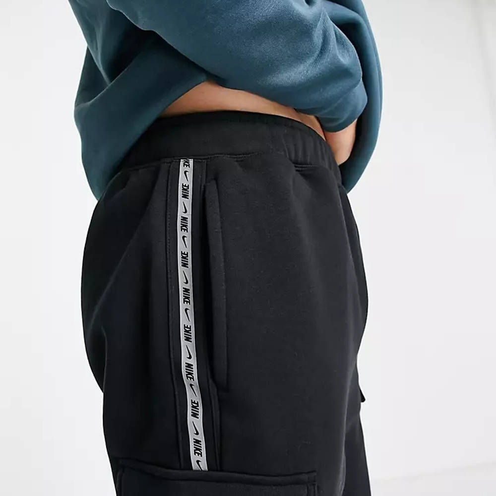 nike repeat tape joggers black