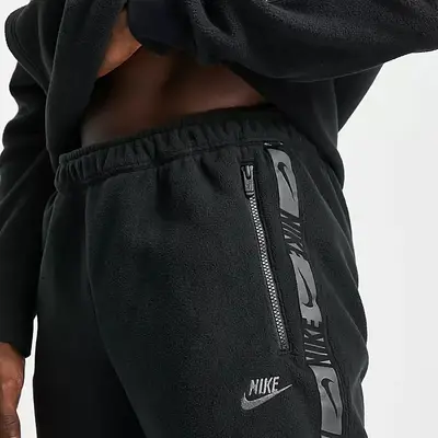 Nike repeat tape online joggers black