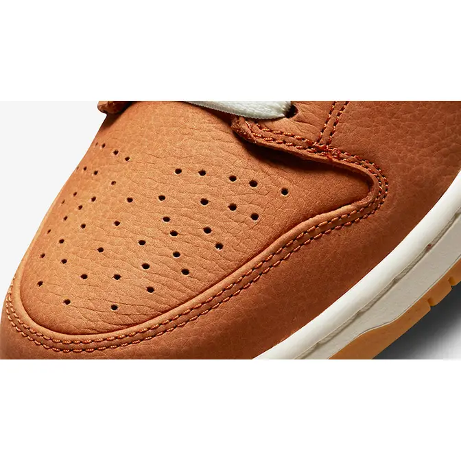 Nike SB Dunk Low Dark Russet | Where To Buy | DH1319-200 | The