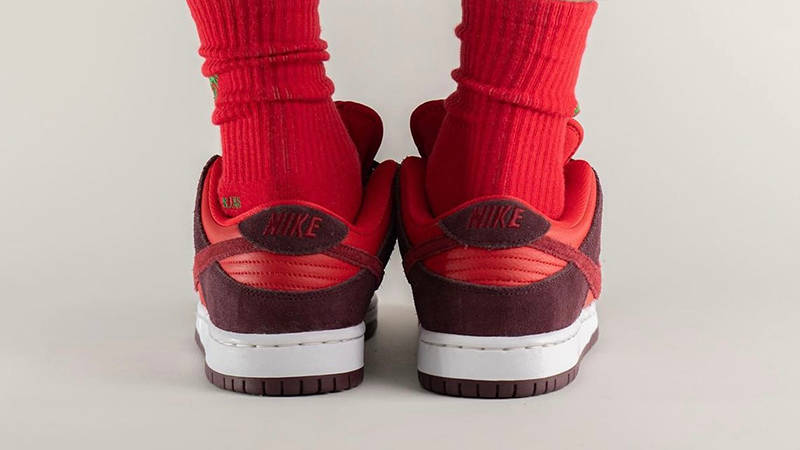 Nike SB Dunk Low Fruity Pack Cherry Back 2