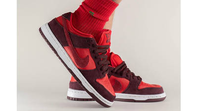 Nike SB Dunk Low Fruity Pack Cherry Side 2