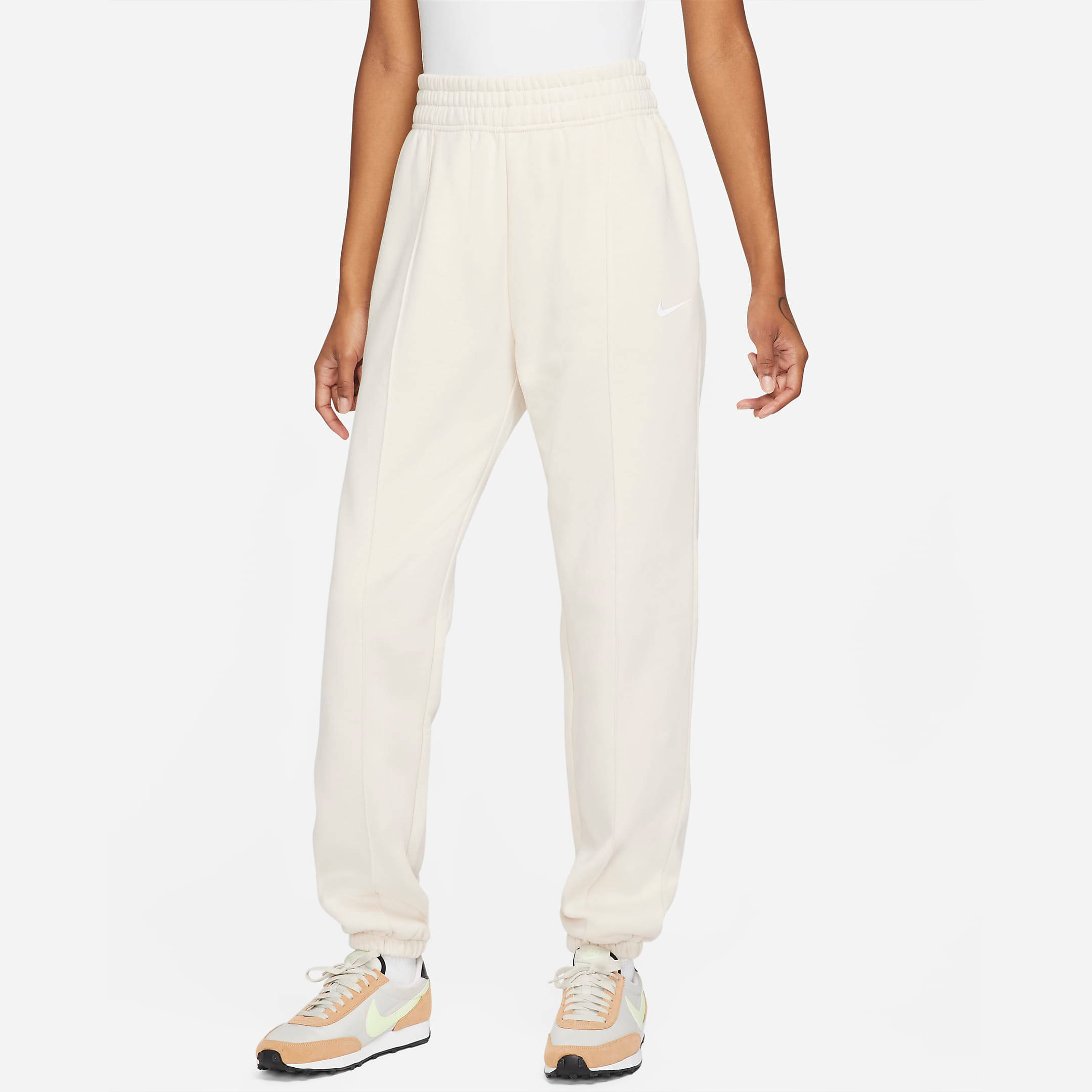 Nike Sportswear Essential Collection Fleece Trousers White
