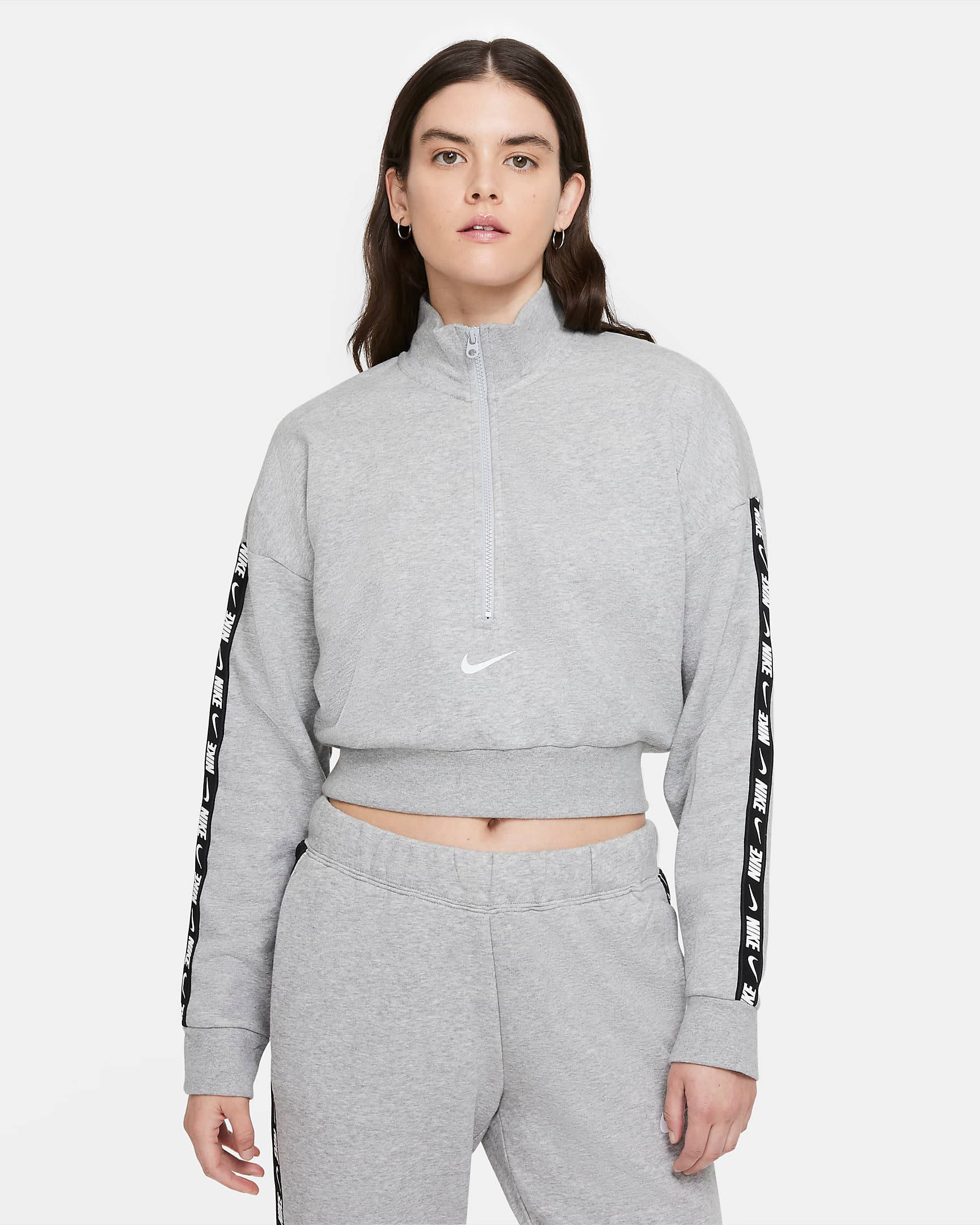 nike sportswear women's essentials fleece cropped
