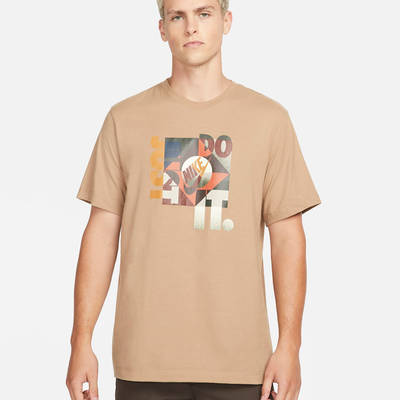 Nike Sportswear Nostalgic Graphic T-Shirt DM2388-258