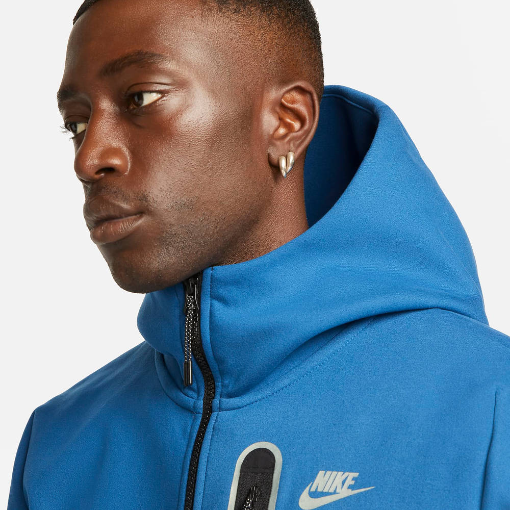 nike tech fleece pullover