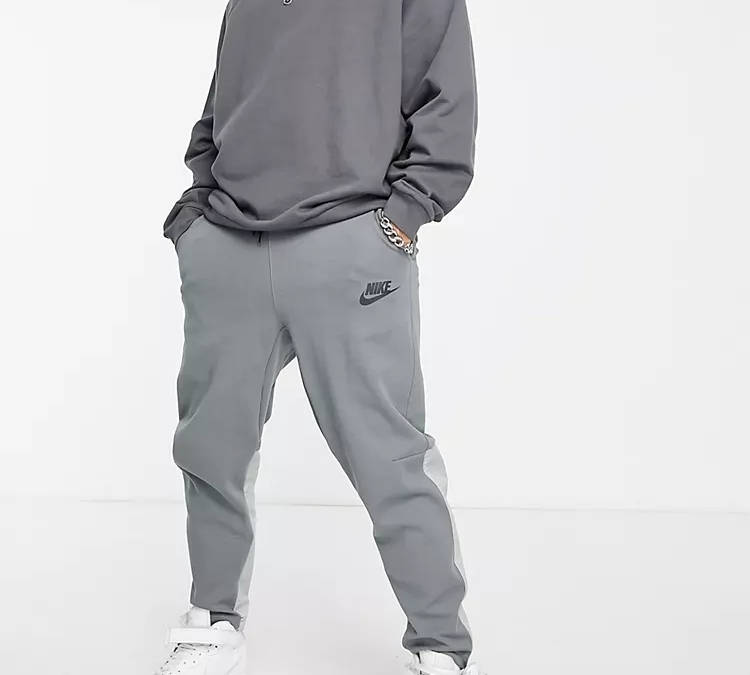 Nike Tech Fleece Winter Joggers - Grey 
