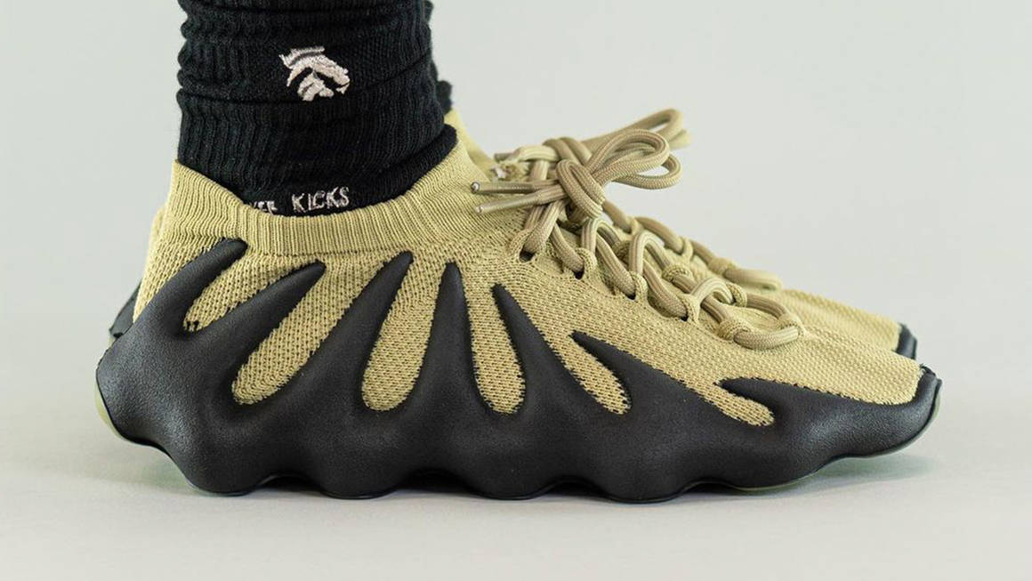 The Yeezy 450 "Black Resin" Surfaces With a High Contrast Colourway