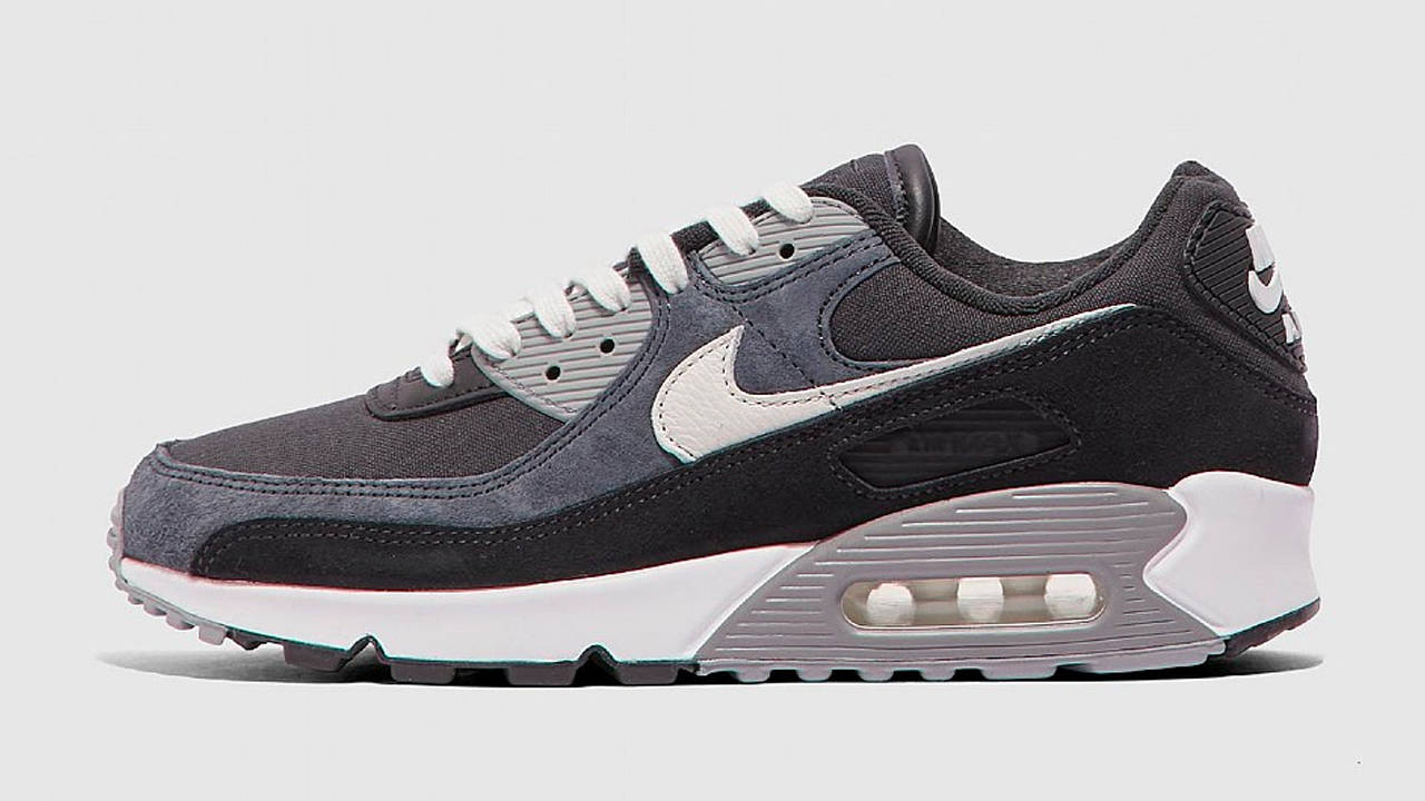 Use This Epic Code to Get 25% Off These Unmissable Sneakers at SEVENSTORE!