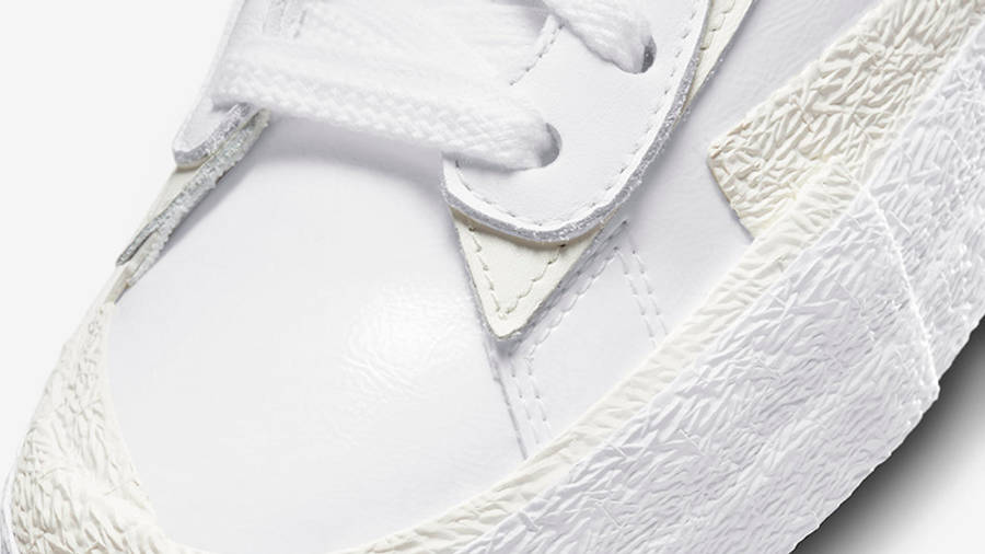 sacai x Nike Blazer Low White Grey DM6443-100 Detail 2