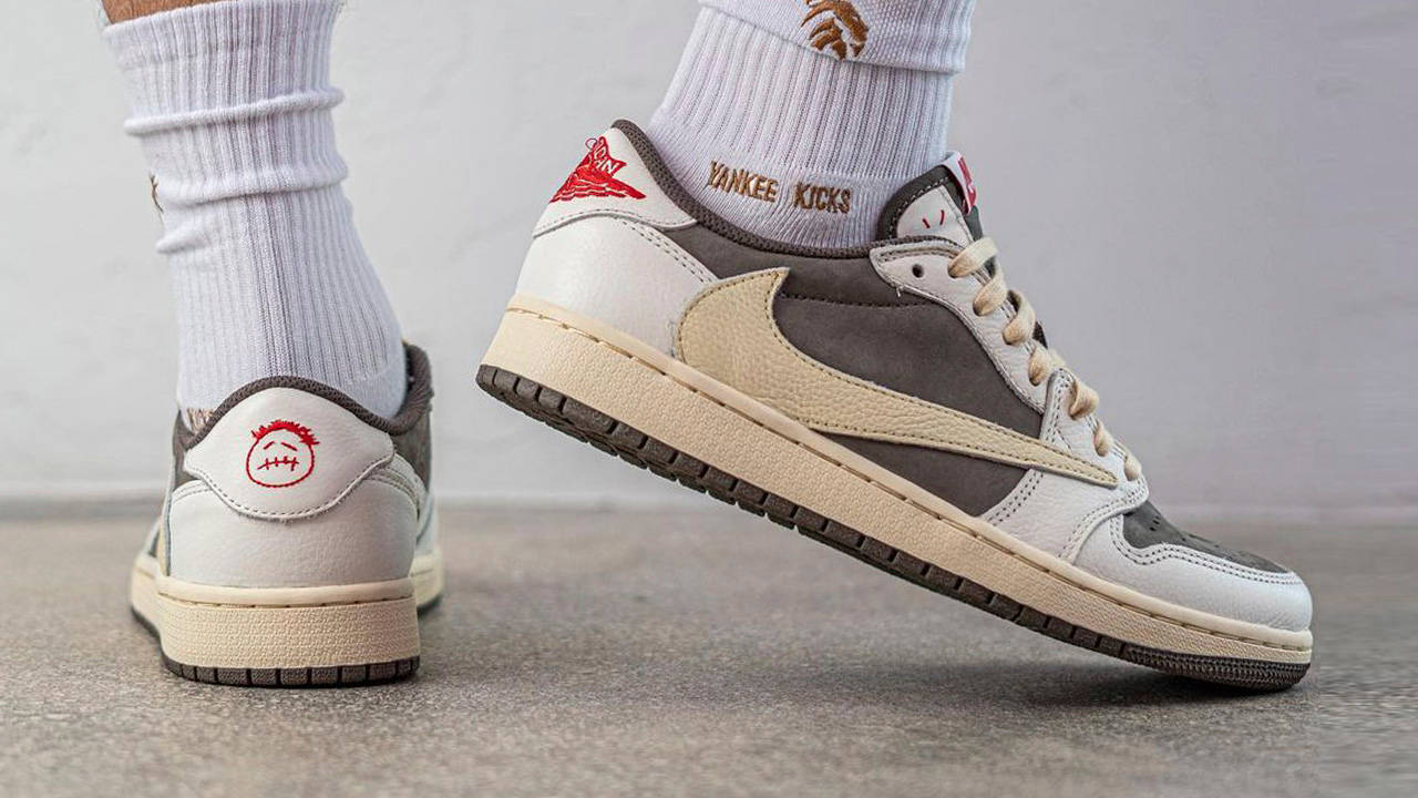 Travis Scott x Air Jordan 1 Low "Reverse Mocha"