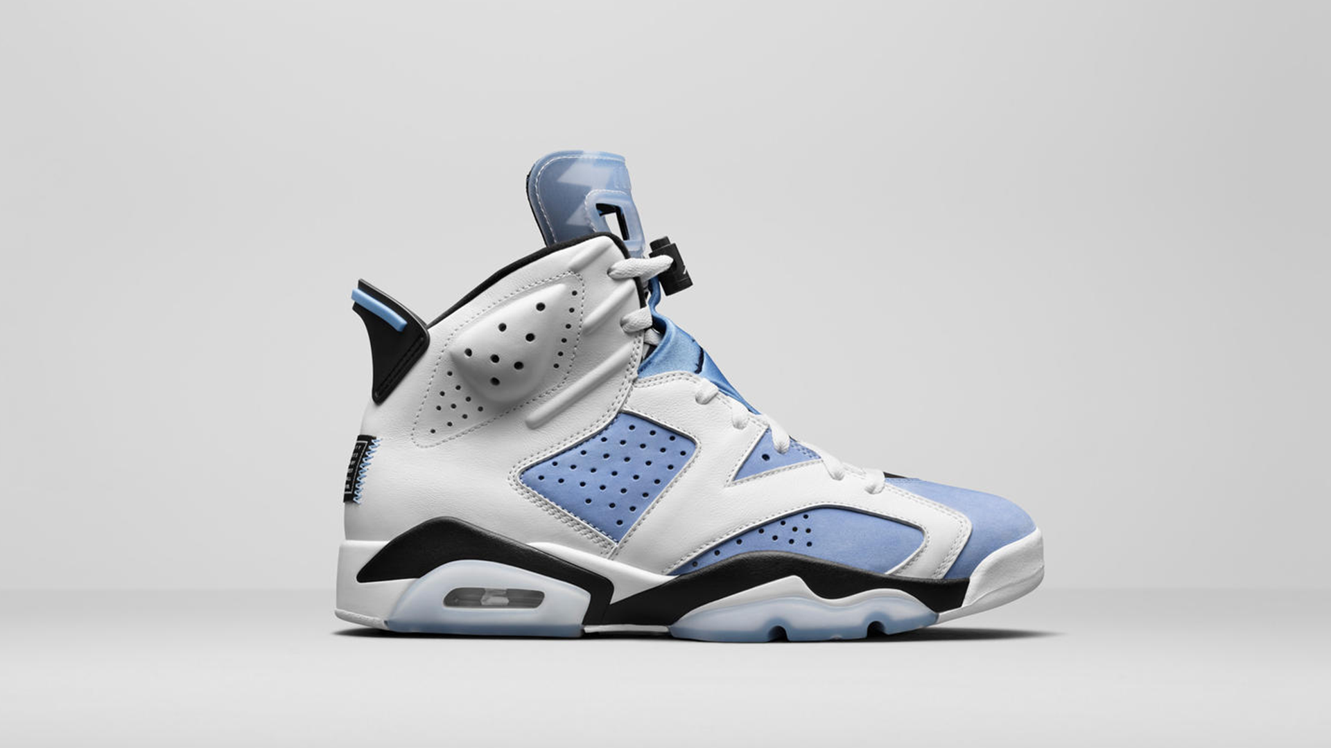 Air Jordan 6 University Blue