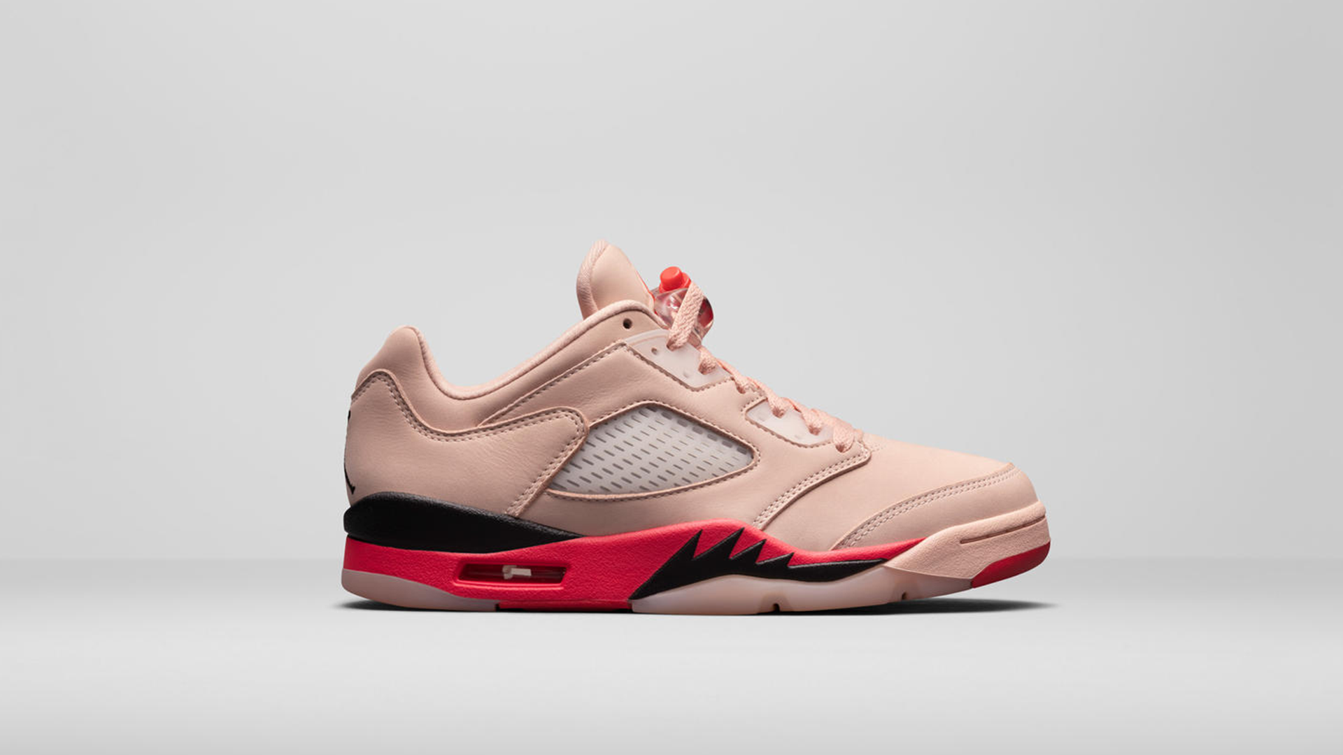 Women’s Air Jordan 5 Low “Arctic Orange Siren Red”