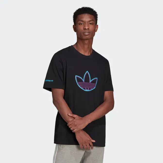 Outline t shirt adidas online