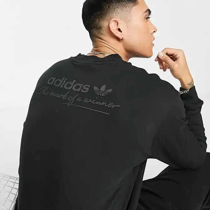 Adidas linear long sleeve t-shirt Clearance